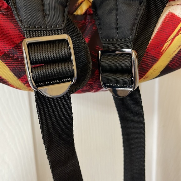 Marc Jacobs Crosby Quilted Backpack Full Size - Picture 5 of 8